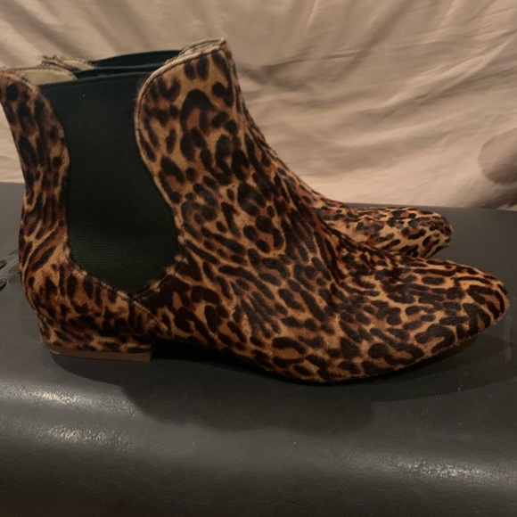 From Enzo Angiolini - size 8 1/2 , adorable leopard booties! Worn three times. - Picture 3 of 6